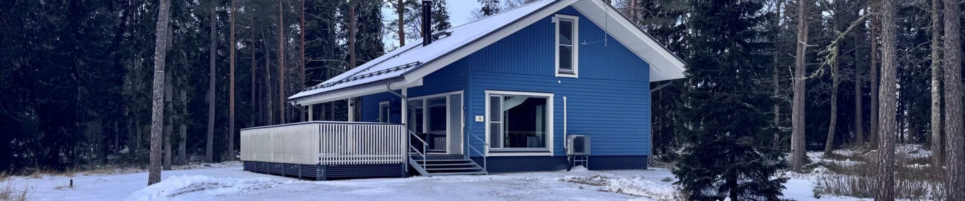 Villa Merikoivula in winter